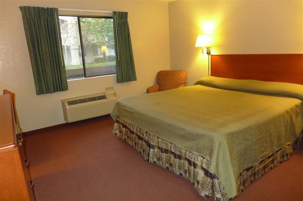 Good Nite Inn Fremont Room photo